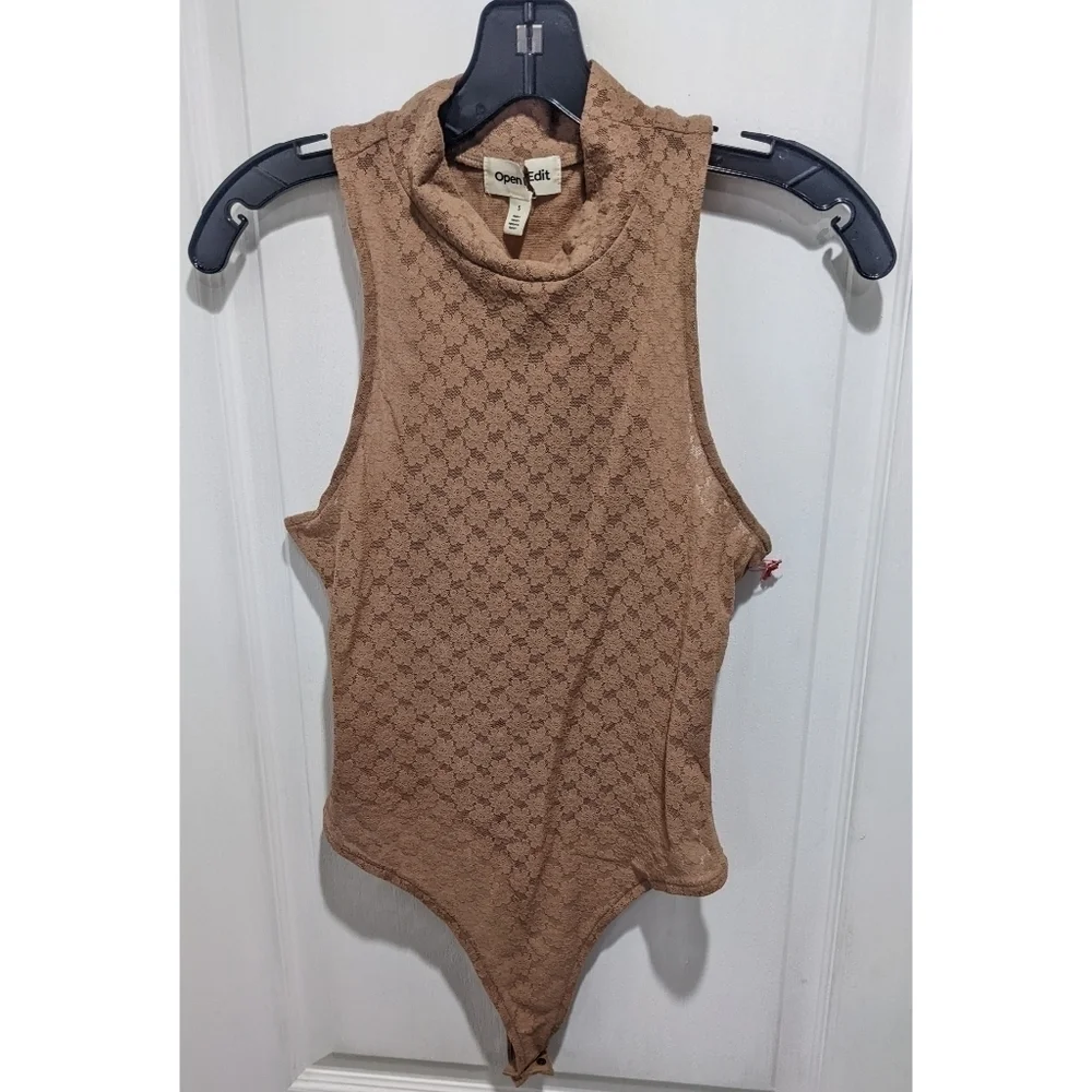 New Nordstrom Open Edit | Mock Neck Lace Bodysuit in Tan Mocha